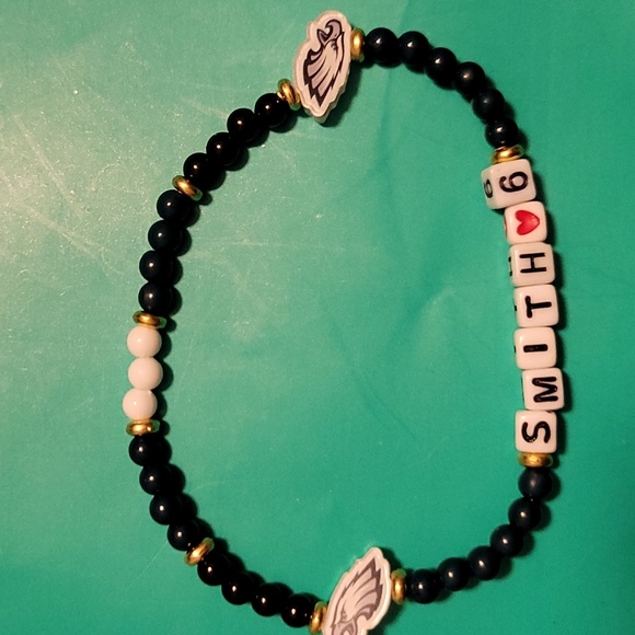 Philadelphia Eagles NFL FOCO Friendship Bracelet Set Hurts, Brown, Smith - Picture 3 of 5